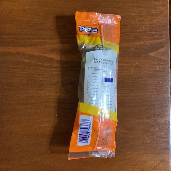 ITEM IS FOR COLLECTORS OF PEZ CANDY!! Not for Good to Eat!! - Picture 3 of 5